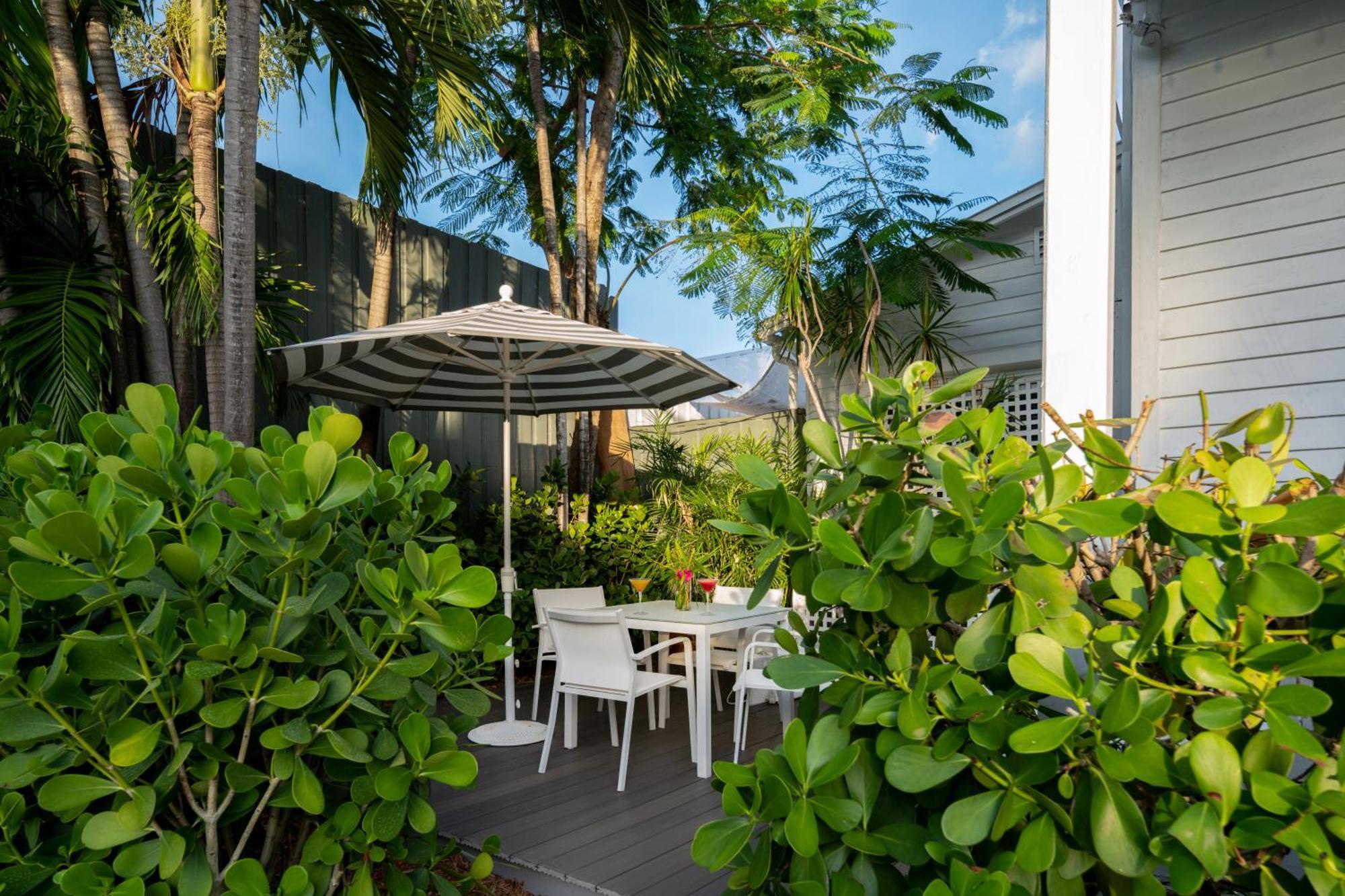 Alexander'S Guesthouse-Adult Exclusive, Lgbtq Friendly Кі-Вест Номер фото